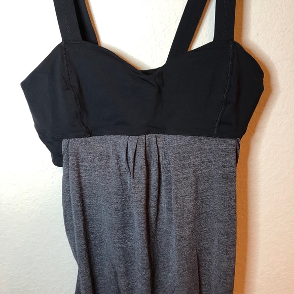 Lululemon Back On Track Tank - 8 - Picture 5 of 9